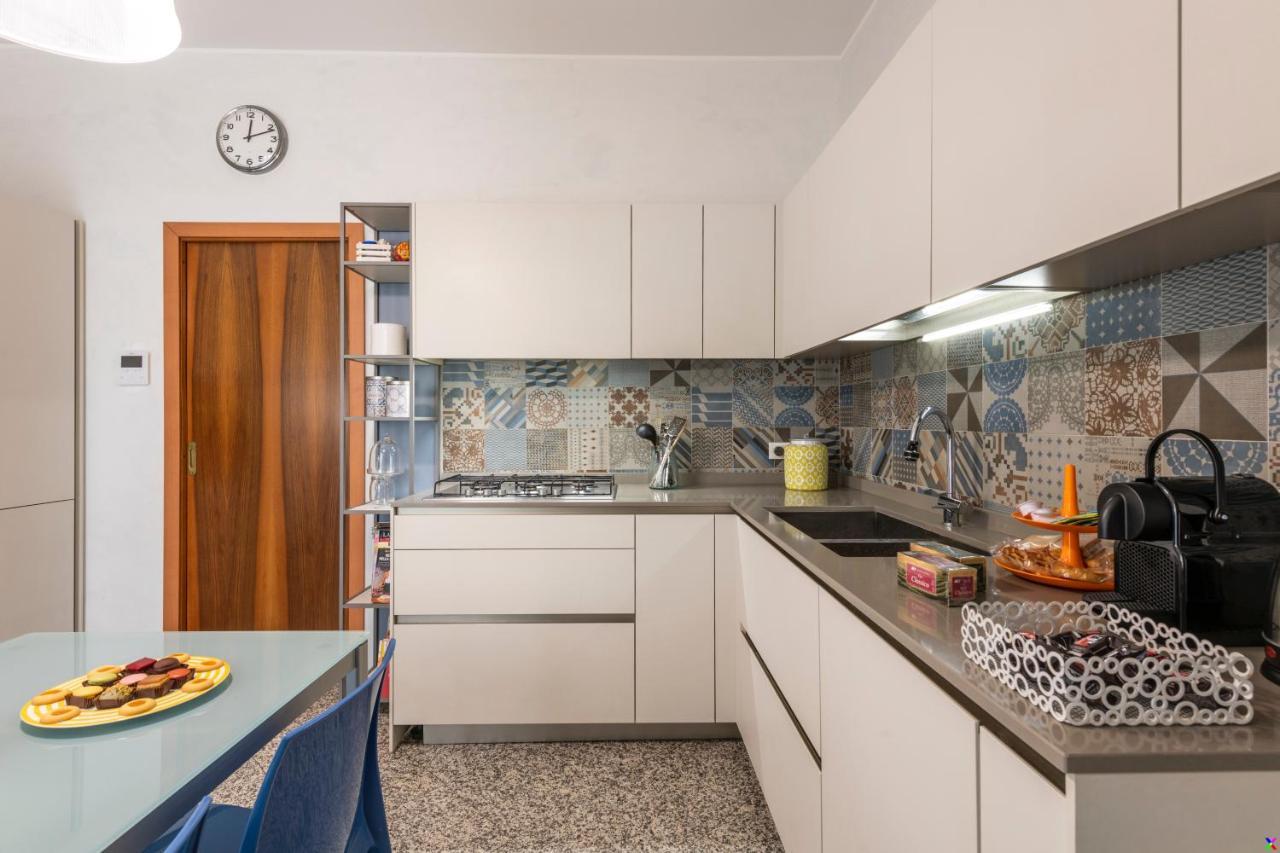 Bnbutler - Stromboli, 22 - Ampio, Luminoso Ed Elegante Milano Exteriör bild